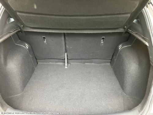 Nissan KICKS S AUTOM�TICO 2019/2020